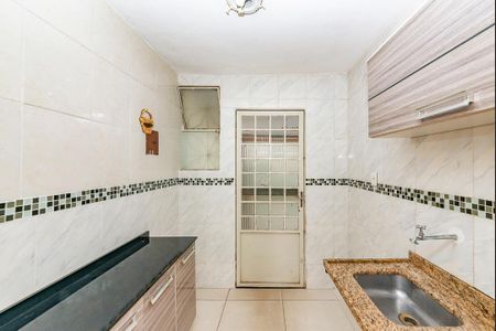 Casa à venda com 273m², 2 quartos e 3 vagas Casa à venda com 273m², 2 quartos e 3 vagasCozinha