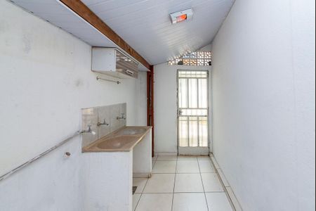 Casa à venda com 273m², 2 quartos e 3 vagas Casa à venda com 273m², 2 quartos e 3 vagasÁrea de Serviço