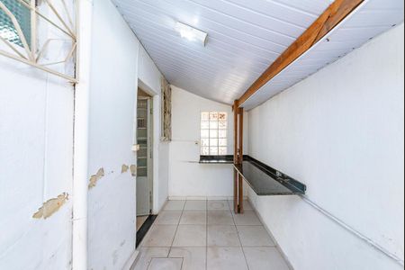 Casa à venda com 273m², 2 quartos e 3 vagas Casa à venda com 273m², 2 quartos e 3 vagasÁrea de Serviço