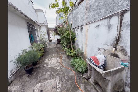 Casa à venda com 100m², 4 quartos e 6 vagasÁrea Externa