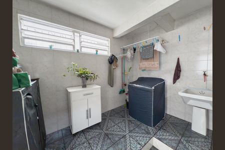 Casa à venda com 100m², 4 quartos e 6 vagasÁrea de Serviço