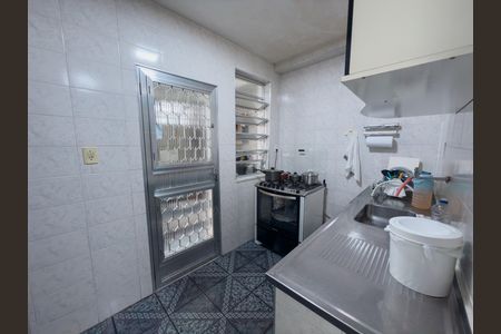 Casa à venda com 100m², 4 quartos e 6 vagasCozinha