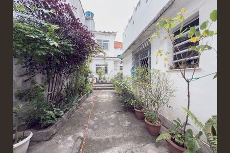 Casa à venda com 100m², 4 quartos e 6 vagasÁrea Externa
