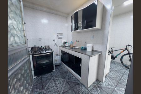 Casa à venda com 100m², 4 quartos e 6 vagasCozinha