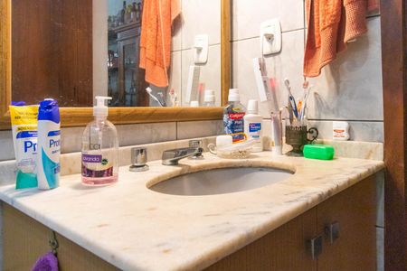 Casa à venda com 390m², 4 quartos e 2 vagasBanheiro 2