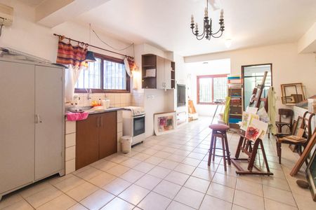 Casa à venda com 390m², 4 quartos e 2 vagasCozinha