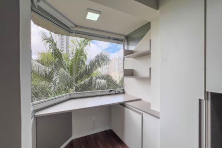 Apartamento à venda com 90m², 3 quartos e 2 vagasSuíte