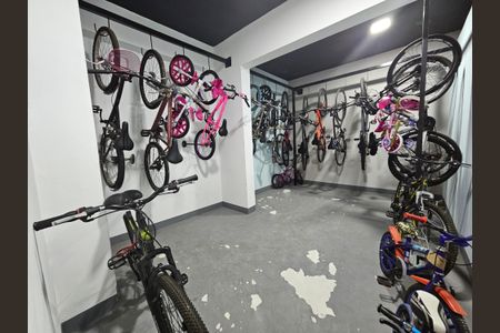 Apartamento à venda com 45m², 2 quartos e 1 vaga Apartamento à venda com 45m², 2 quartos e 1 vagaBicicletário