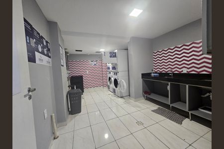 Apartamento à venda com 45m², 2 quartos e 1 vaga Apartamento à venda com 45m², 2 quartos e 1 vagaLavanderia