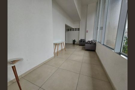 Apartamento à venda com 45m², 2 quartos e 1 vaga Apartamento à venda com 45m², 2 quartos e 1 vagaHall de entrada