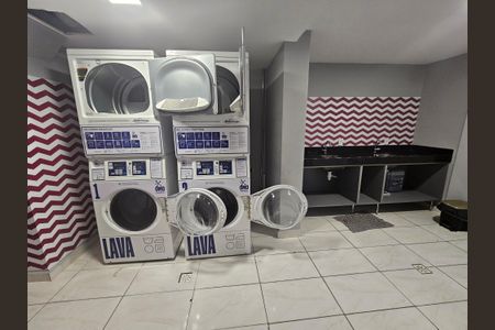 Apartamento à venda com 45m², 2 quartos e 1 vaga Apartamento à venda com 45m², 2 quartos e 1 vagaLavanderia