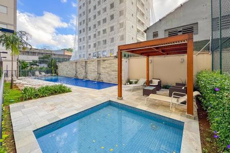 Apartamento à venda com 34m², 2 quartos e 1 vaga Apartamento à venda com 34m², 2 quartos e 1 vagaÁrea comum