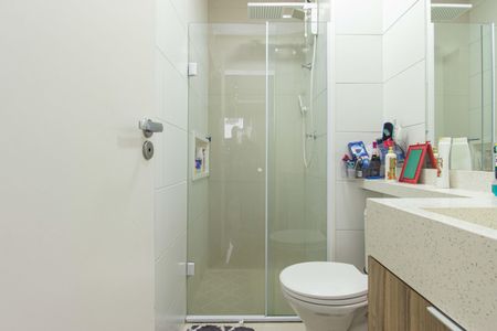 Apartamento à venda com 34m², 2 quartos e 1 vaga Apartamento à venda com 34m², 2 quartos e 1 vagaBanheiro da Suíte