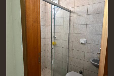 Banheiro 1 de casa à venda com 3 quartos, 198m² em Incofindência, Belo Horizonte