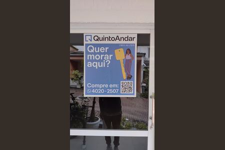 Casa de condomínio à venda com 209m², 4 quartos e 3 vagasPlaca