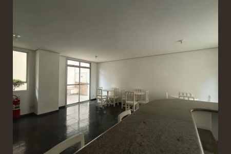 Apartamento para alugar com 47m², 1 quarto e 1 vaga Apartamento para alugar com 47m², 1 quarto e 1 vagaÁrea comum - Salão de festas