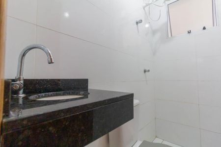Apartamento à venda com 38m², 2 quartos e sem vaga Apartamento à venda com 38m², 2 quartos e sem vagaBanheiro