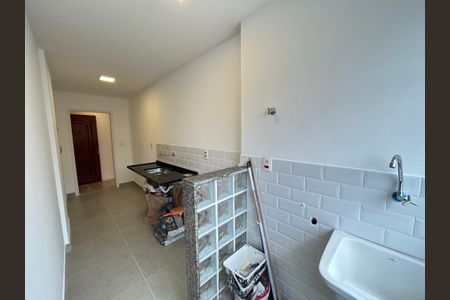 Apartamento à venda com 70m², 2 quartos e 1 vagaÁrea de Serviço