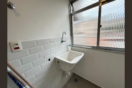 Apartamento à venda com 70m², 2 quartos e 1 vagaÁrea de Serviço