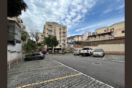 Apartamento à venda com 70m², 2 quartos e 1 vagaÁrea comum