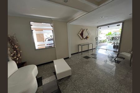 Apartamento à venda com 70m², 2 quartos e 1 vagaHall de entrada