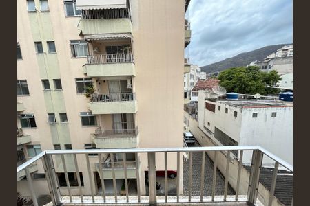 Apartamento à venda com 70m², 2 quartos e 1 vagaVaranda do Quarto 1
