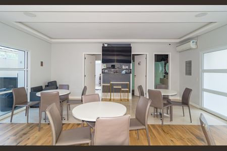 Apartamento à venda com 55m², 2 quartos e 1 vagaSalão de Festas com Churrasqueira