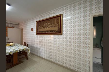 Casa à venda com 253m², 4 quartos e 5 vagas Casa à venda com 253m², 4 quartos e 5 vagasCopa