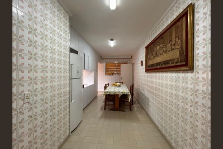 Casa à venda com 253m², 4 quartos e 5 vagas Casa à venda com 253m², 4 quartos e 5 vagasCopa