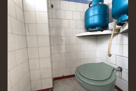 Apartamento à venda com 72m², 2 quartos e 1 vaga Apartamento à venda com 72m², 2 quartos e 1 vagaBanheiro de serviço