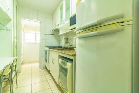Apartamento à venda com 63m², 2 quartos e 1 vagaCozinha