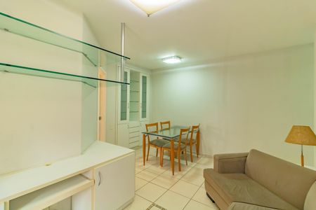 Apartamento à venda com 63m², 2 quartos e 1 vagaSala
