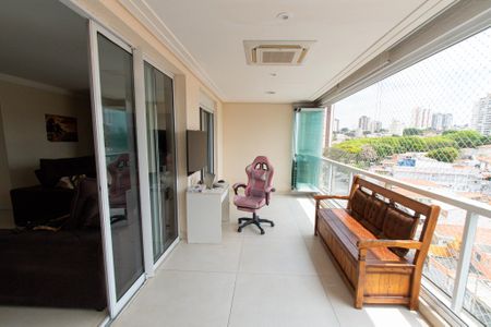 Apartamento à venda com 100m², 2 quartos e 2 vagasVaranda