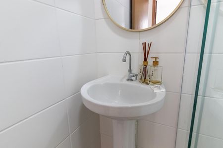 Apartamento para alugar com 55m², 2 quartos e 1 vagaBanheiro 2