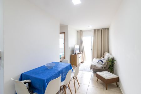 Apartamento para alugar com 55m², 2 quartos e 1 vagaSala