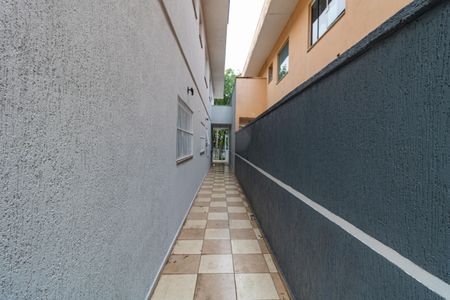 Casa à venda com 180m², 3 quartos e 4 vagasCorredor Lateral