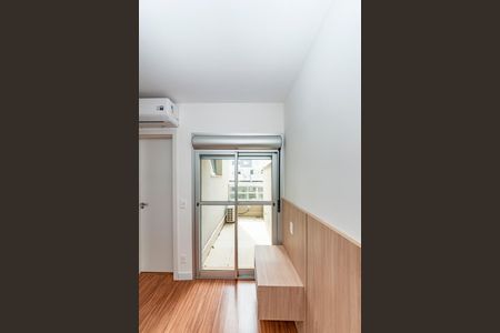 Apartamento à venda com 79m², 3 quartos e 2 vagas Apartamento à venda com 79m², 3 quartos e 2 vagasVaranda da Suíte