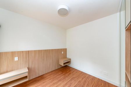 Apartamento à venda com 79m², 3 quartos e 2 vagas Apartamento à venda com 79m², 3 quartos e 2 vagasSuíte