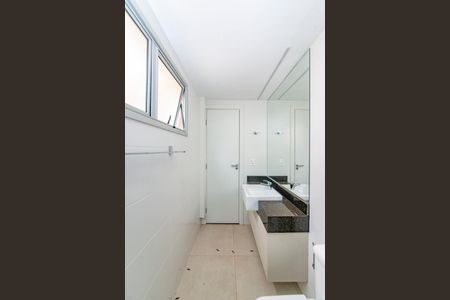 Apartamento à venda com 79m², 3 quartos e 2 vagas Apartamento à venda com 79m², 3 quartos e 2 vagasBanheiro da Suíte