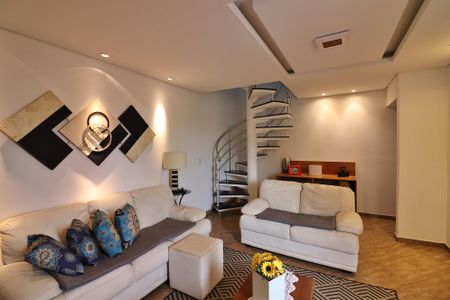 Apartamento à venda com 130m², 2 quartos e 2 vagasSala