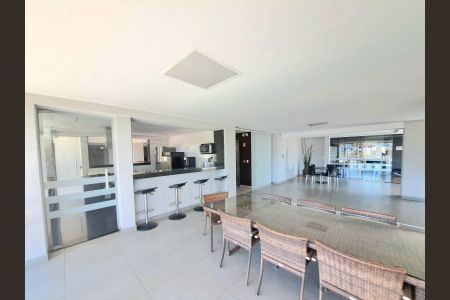 Apartamento à venda com 195m², 4 quartos e 3 vagas Apartamento à venda com 195m², 4 quartos e 3 vagasÁrea comum