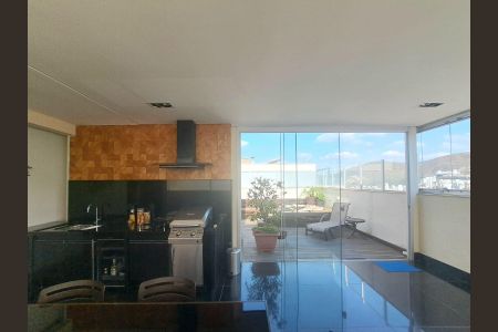 Apartamento à venda com 195m², 4 quartos e 3 vagas Apartamento à venda com 195m², 4 quartos e 3 vagasÁrea Gourmet