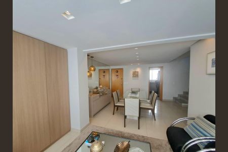 Apartamento à venda com 195m², 4 quartos e 3 vagas Apartamento à venda com 195m², 4 quartos e 3 vagasSala