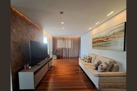 Sala de TV de apartamento à venda com 4 quartos, 195m² em Buritis, Belo Horizonte