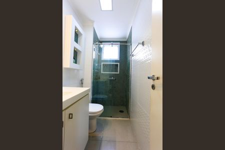 Apartamento à venda com 107m², 2 quartos e 2 vagasBanheiro