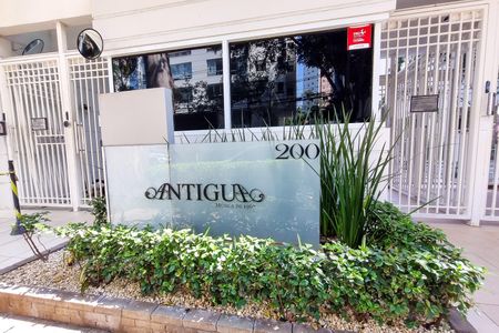 Apartamento à venda com 107m², 2 quartos e 2 vagasFachada