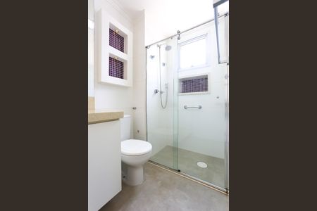 Apartamento à venda com 107m², 2 quartos e 2 vagasBanheiro da Suíte