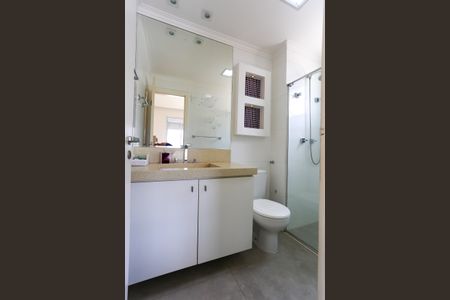 Apartamento à venda com 107m², 2 quartos e 2 vagasBanheiro da Suíte