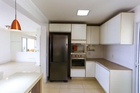 Apartamento à venda com 107m², 2 quartos e 2 vagasCozinha