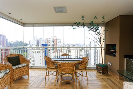 Apartamento à venda com 107m², 2 quartos e 2 vagasVaranda da Sala